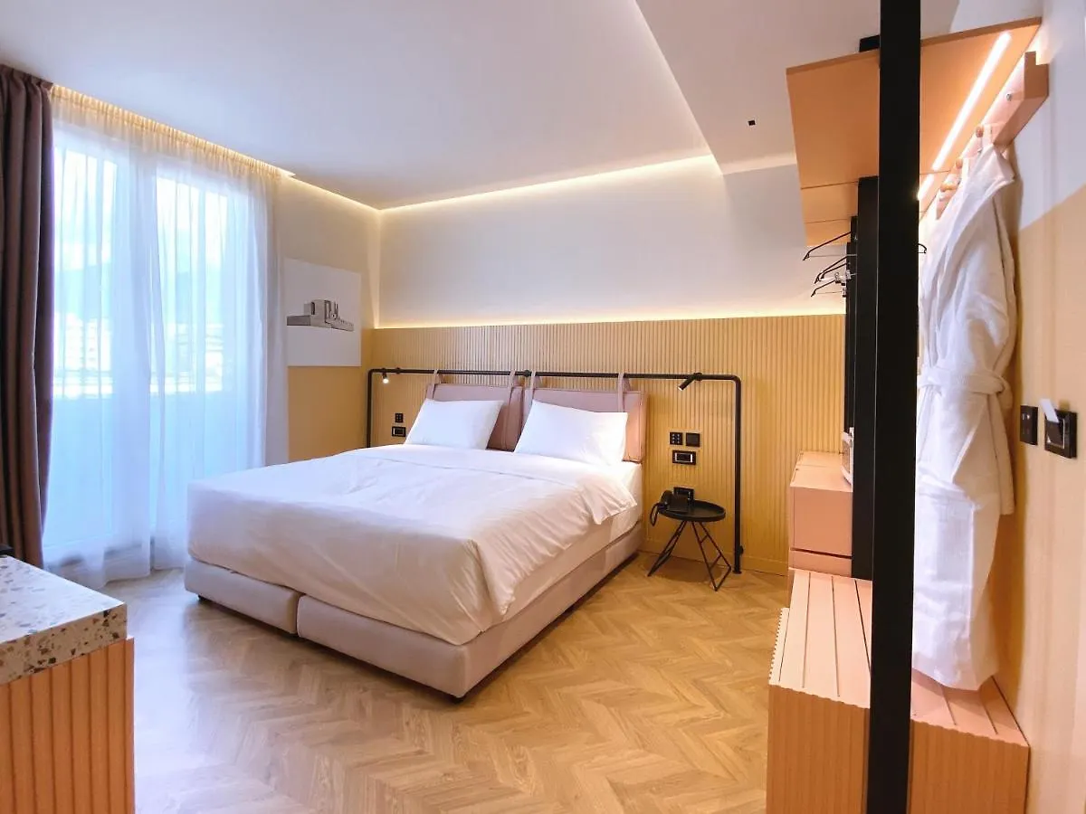 ****  Iliria Boutique Hotel تيرانا ألبانيا