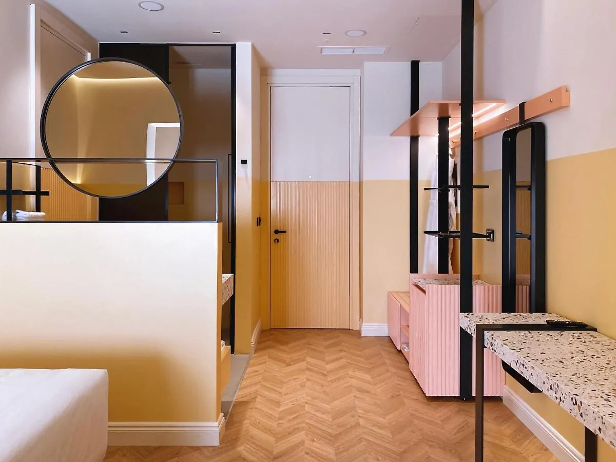 Iliria Boutique Hotel تيرانا ألبانيا